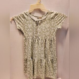 Cute brand new little girls dress size 8